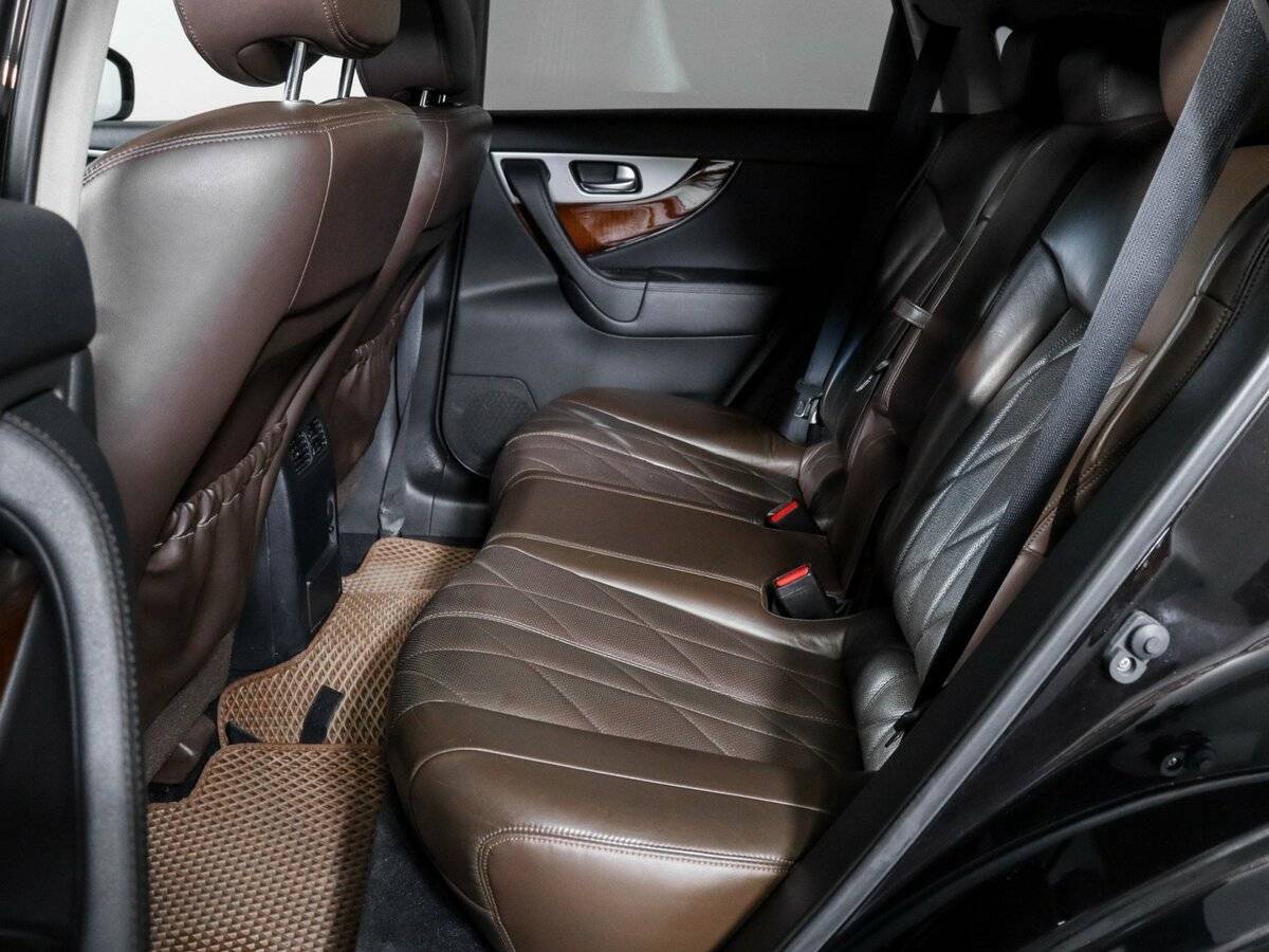 Б/У Инфинити Ф-Икс 2013 года. Фото: #4