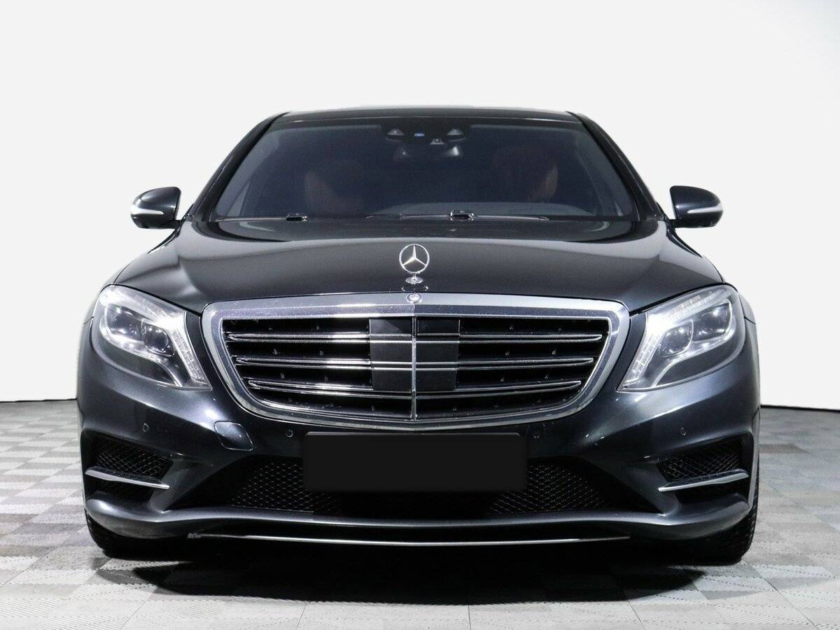 Б/У Мерседес-Бенц С-Класс 2015 года. Фото: #1