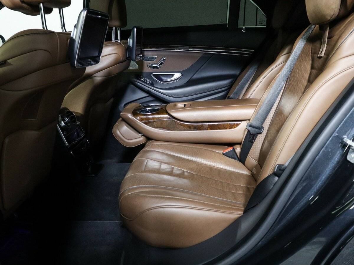 Б/У Мерседес-Бенц С-Класс 2015 года. Фото: #9