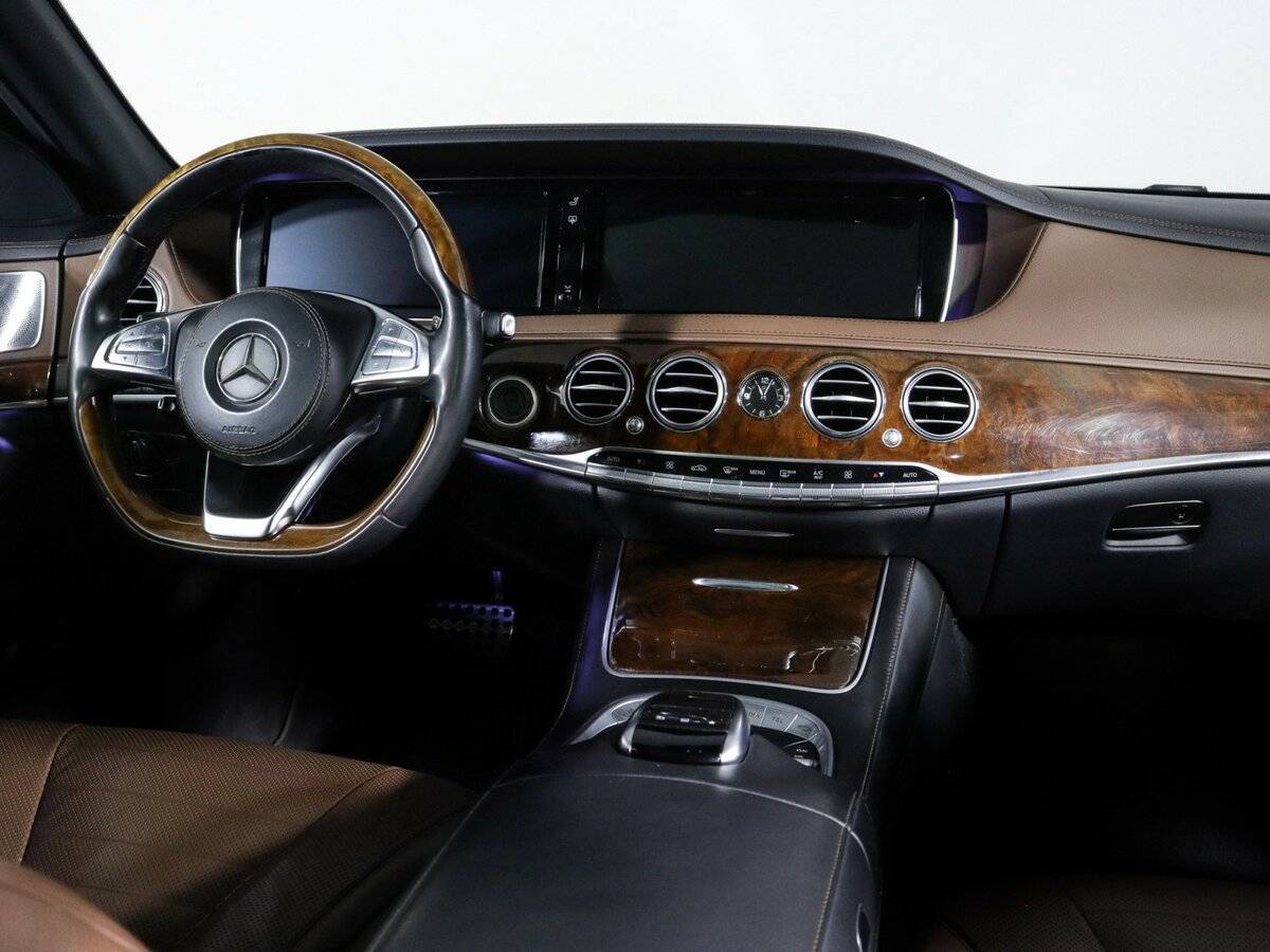 Б/У Мерседес-Бенц С-Класс 2015 года. Фото: #11