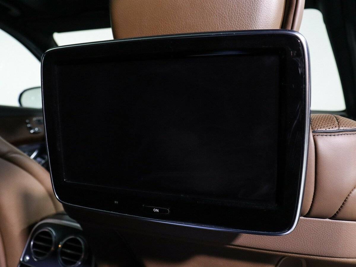 Б/У Мерседес-Бенц С-Класс 2015 года. Фото: #26