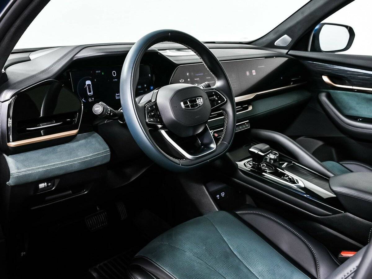 Б/У Джили Монжаро 2023 года. Фото: #12