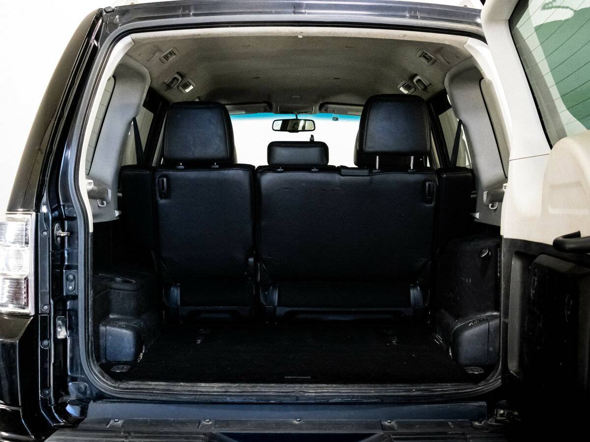 Б/У Митсубиши Паджеро 2011 года. Фото: #13