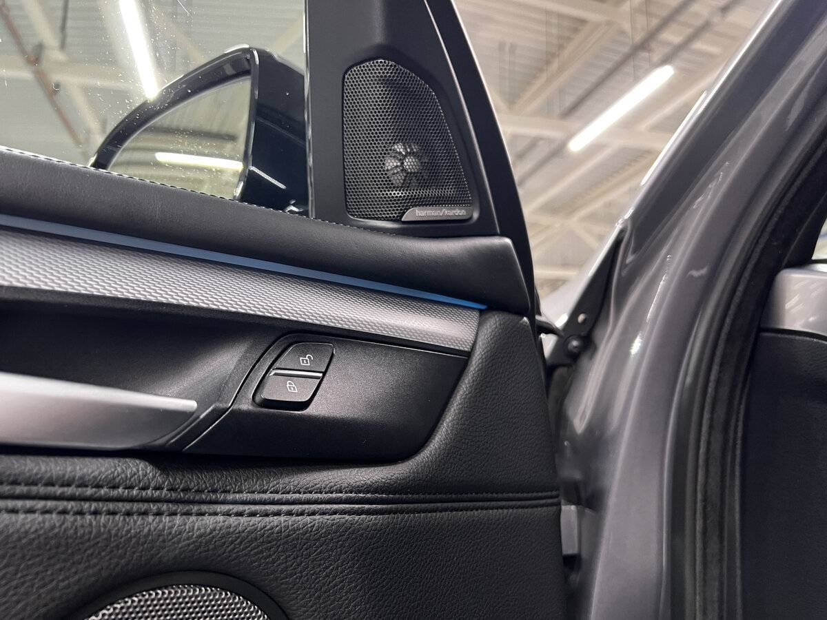 Б/У БМВ Икс5 2015 года. Фото: #26