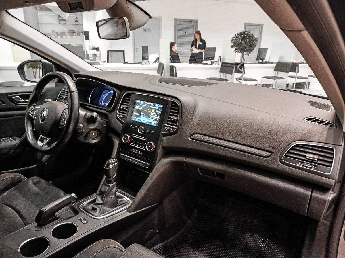 Б/У Рено Меган 2019 года. Фото: #8