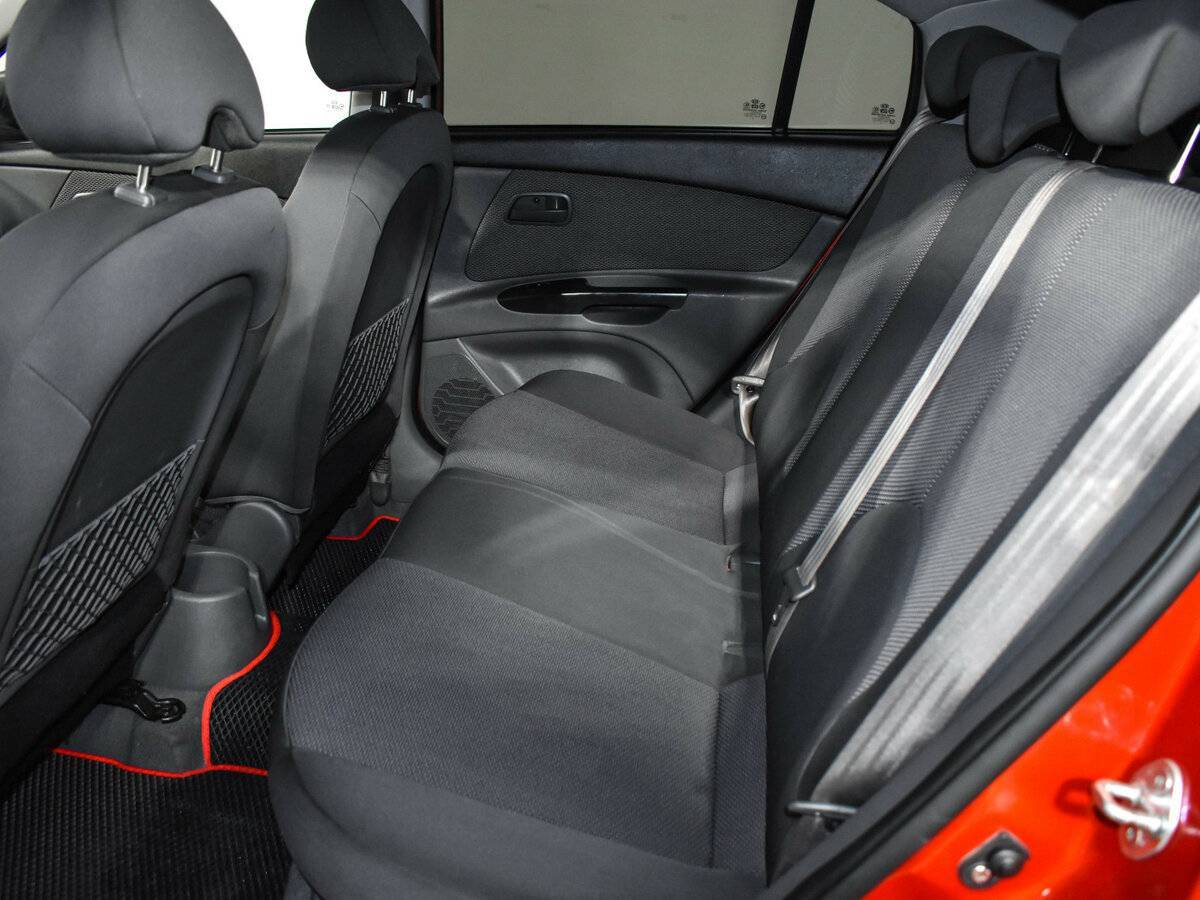 Б/У Киа Рио 2010 года. Фото: #10