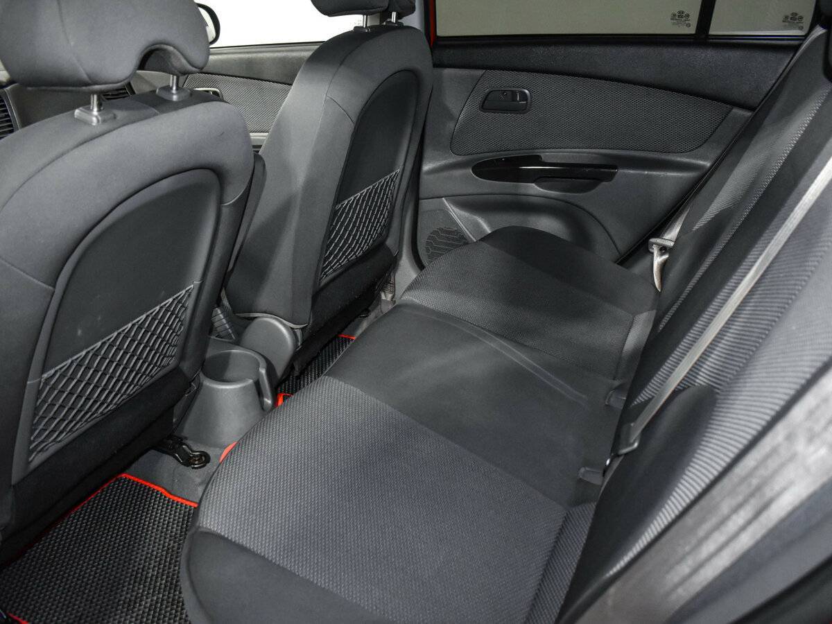 Б/У Киа Рио 2010 года. Фото: #11