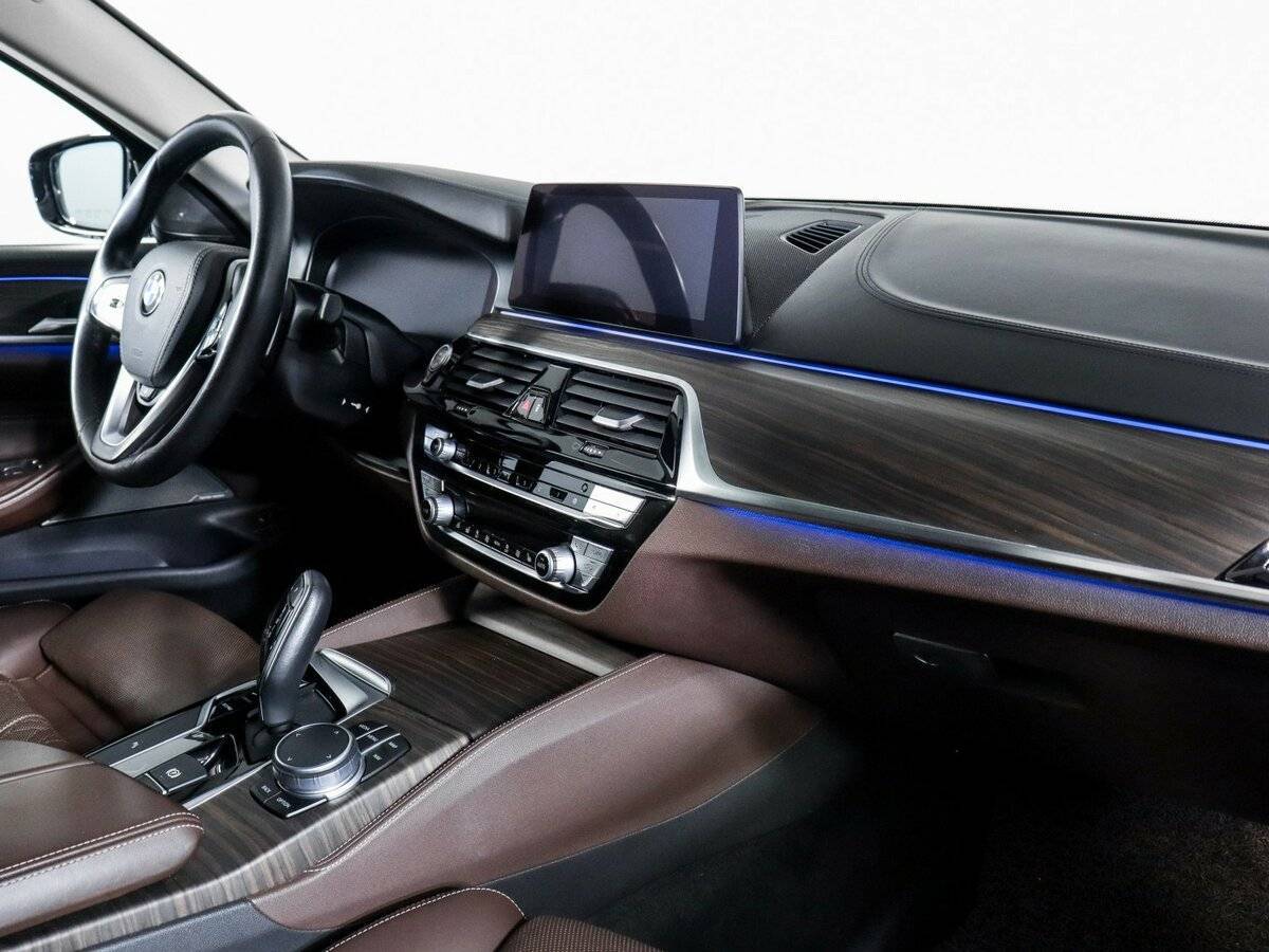 Б/У БМВ 5 серии 2020 года. Фото: #5