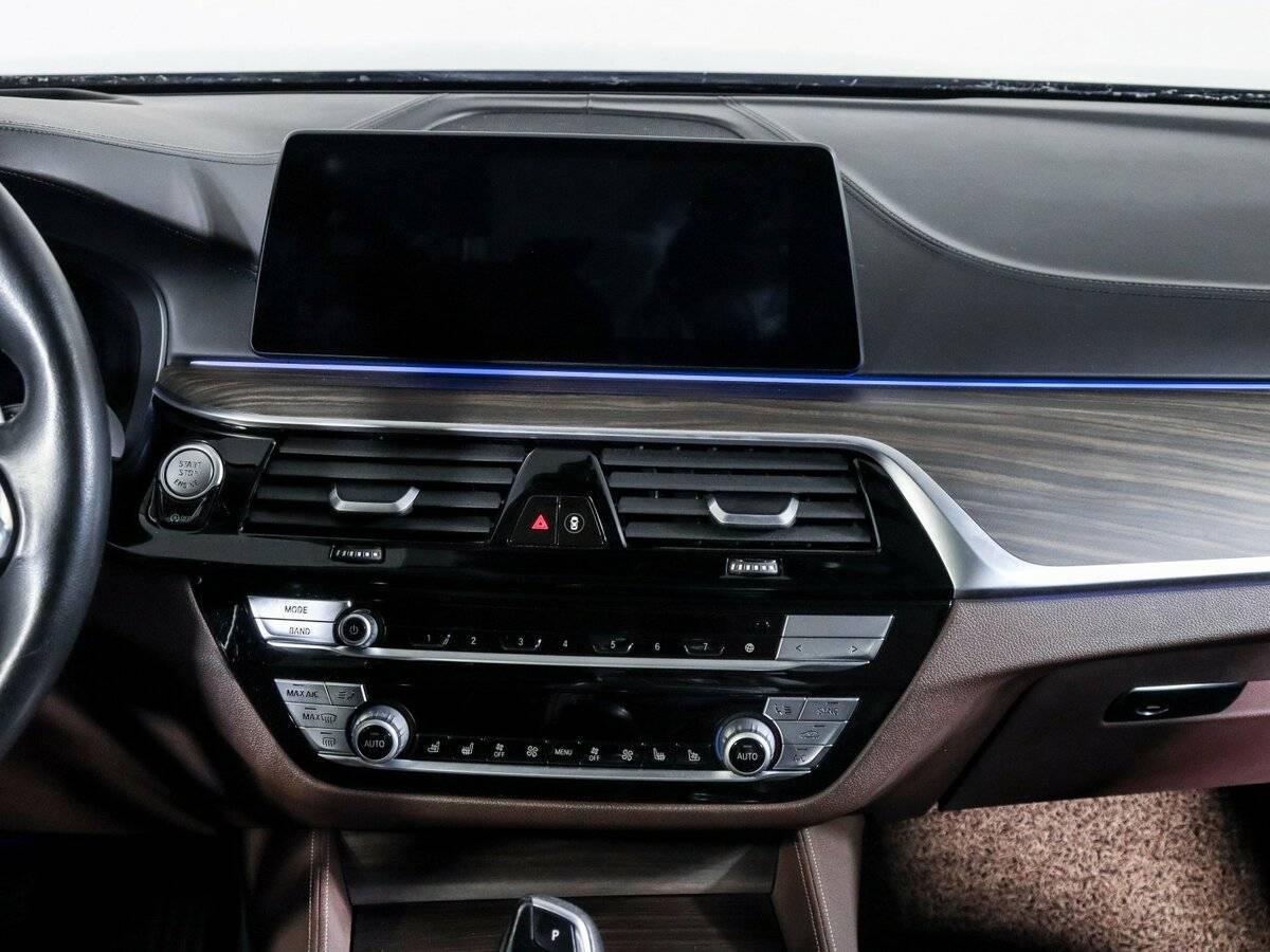 Б/У БМВ 5 серии 2020 года. Фото: #9