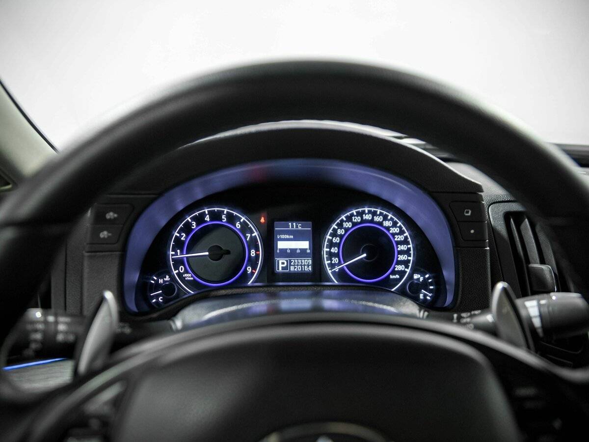 Б/У Инфинити Г 2013 года. Фото: #6