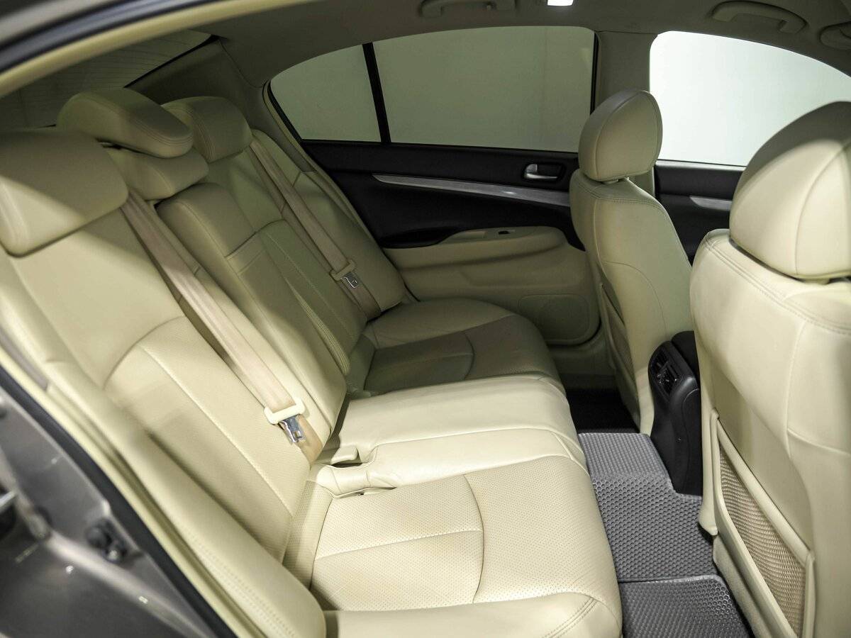 Б/У Инфинити Г 2013 года. Фото: #16