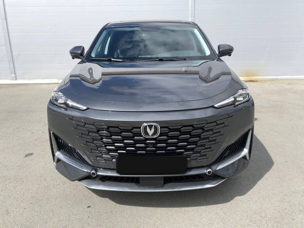 Б/У Чанган УНИ-К 2023 года. Фото: #1