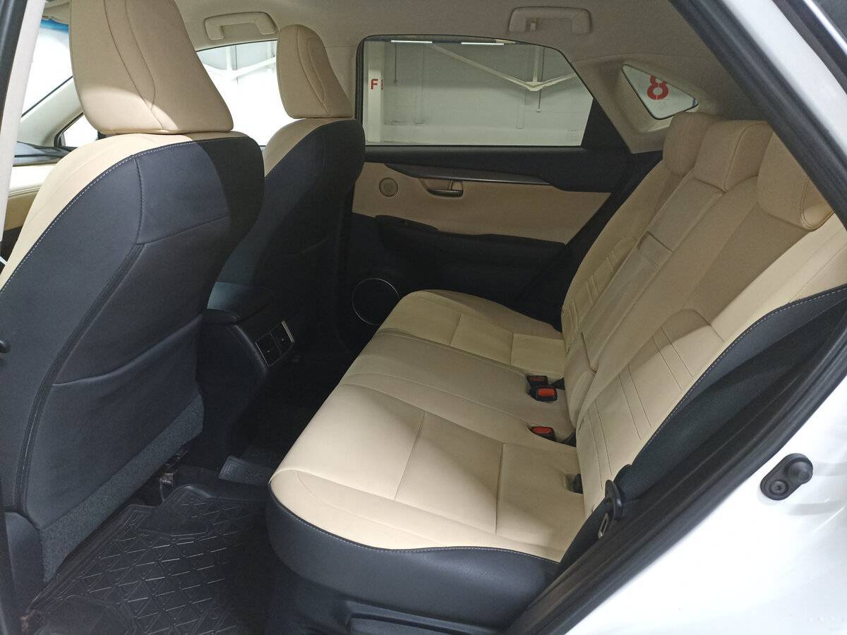 Б/У Лексус Н-Икс 2018 года. Фото: #11