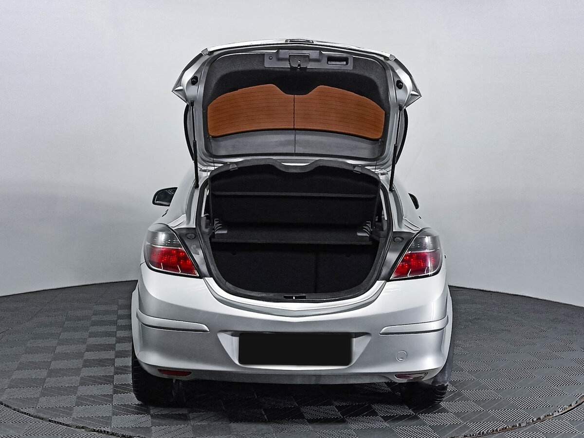 Б/У Опель Астра 2011 года. Фото: #8