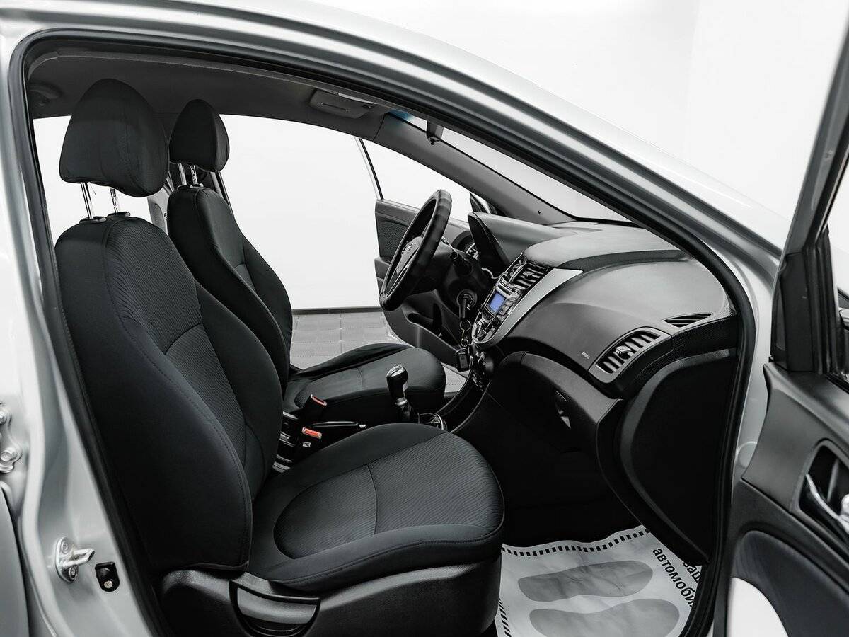 Б/У Хендай Солярис 2011 года. Фото: #14