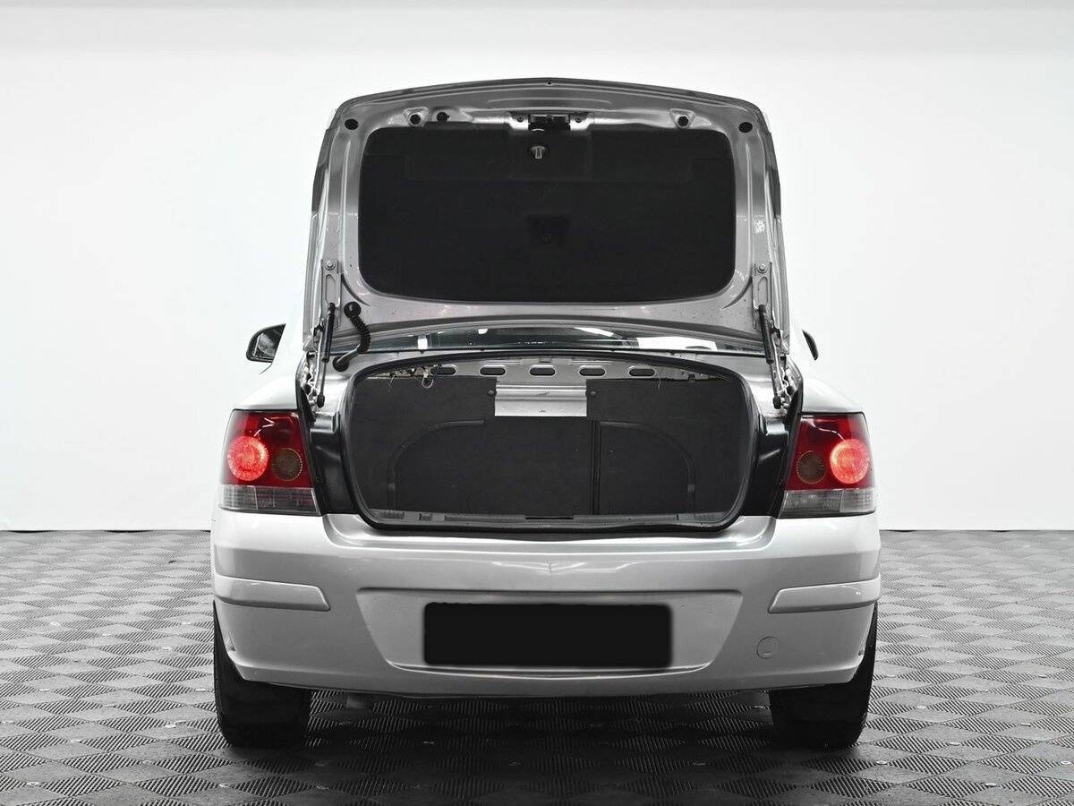 Б/У Опель Астра 2010 года. Фото: #4