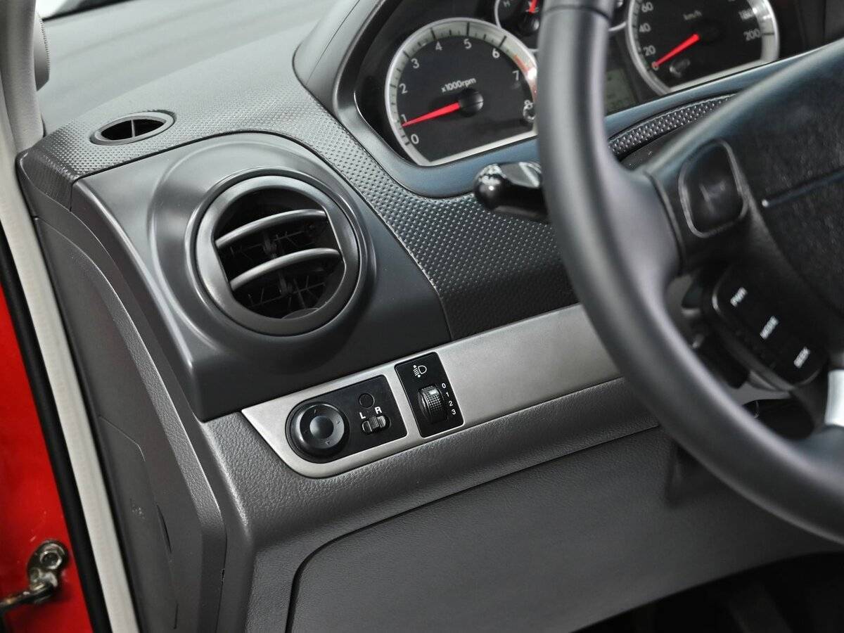 Б/У Шевроле Авео 2006 года. Фото: #8