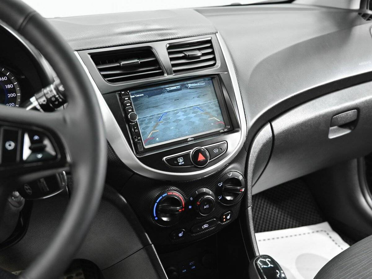 Б/У Хендай Солярис 2014 года. Фото: #9