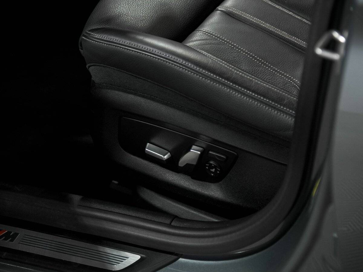 Б/У БМВ 5 серии 2022 года. Фото: #18