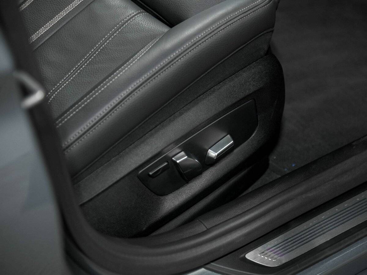 Б/У БМВ 5 серии 2022 года. Фото: #22