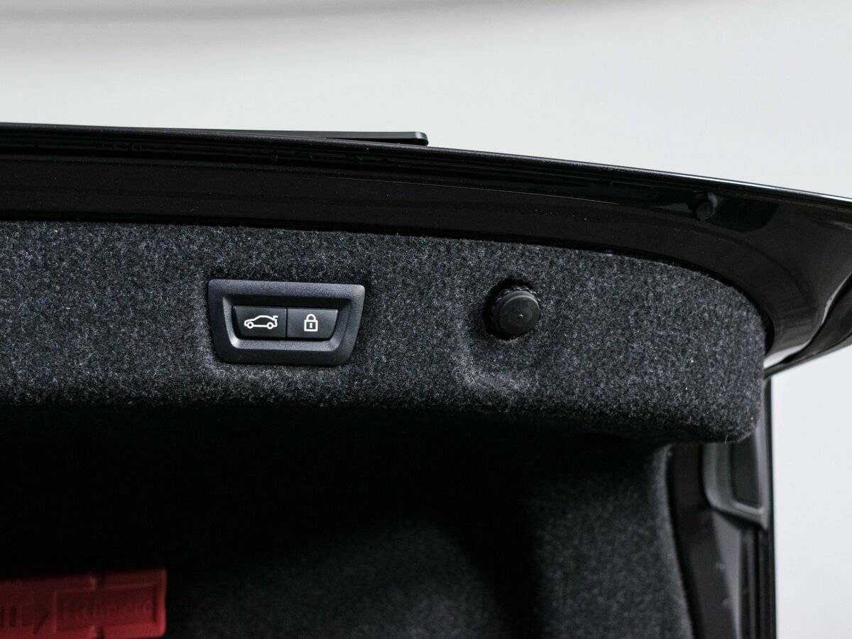 Б/У БМВ 5 серии 2018 года. Фото: #7