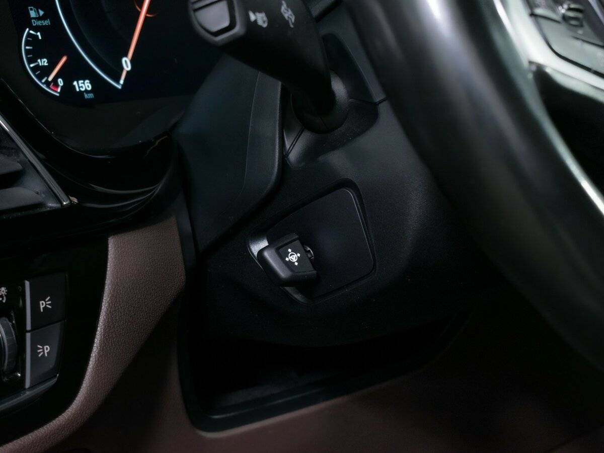 Б/У БМВ 5 серии 2018 года. Фото: #14