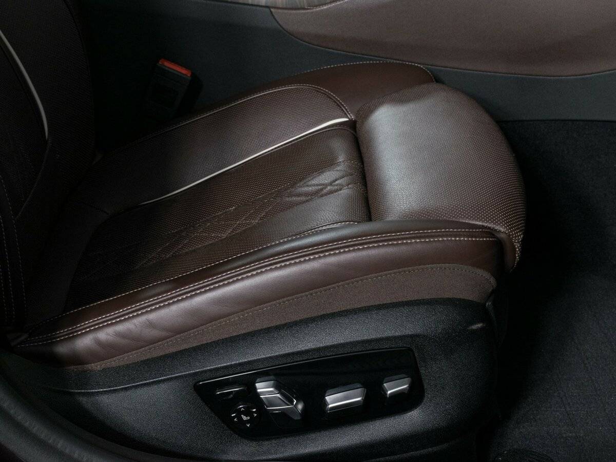 Б/У БМВ 5 серии 2018 года. Фото: #16