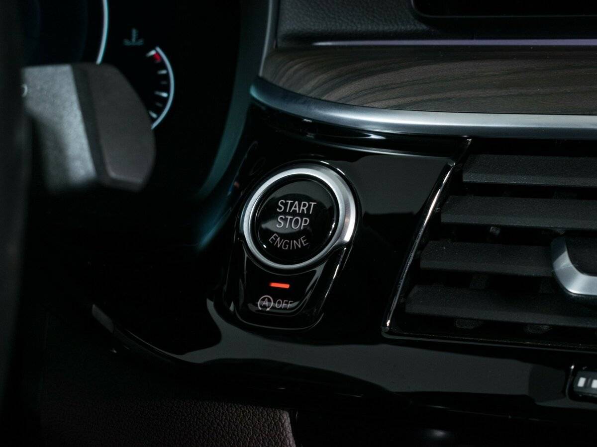 Б/У БМВ 5 серии 2018 года. Фото: #17