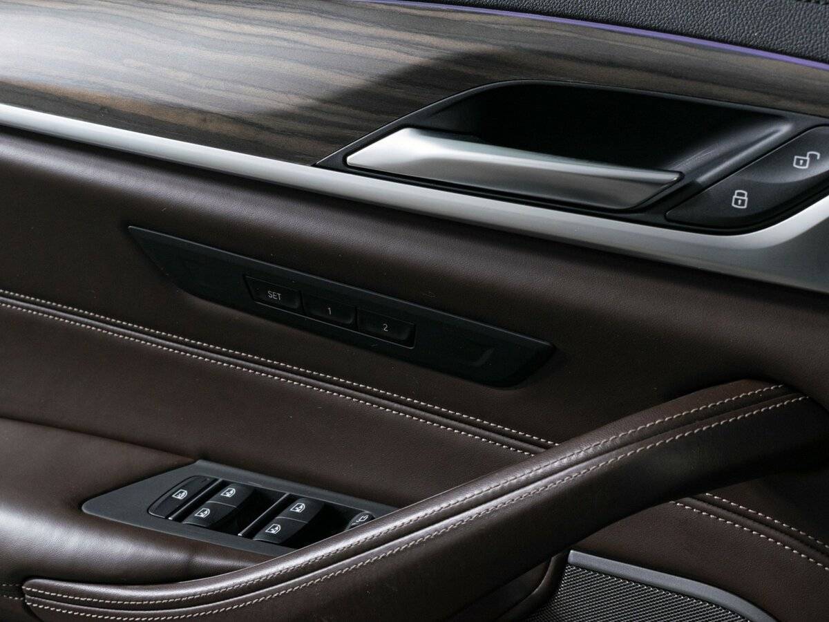 Б/У БМВ 5 серии 2018 года. Фото: #19