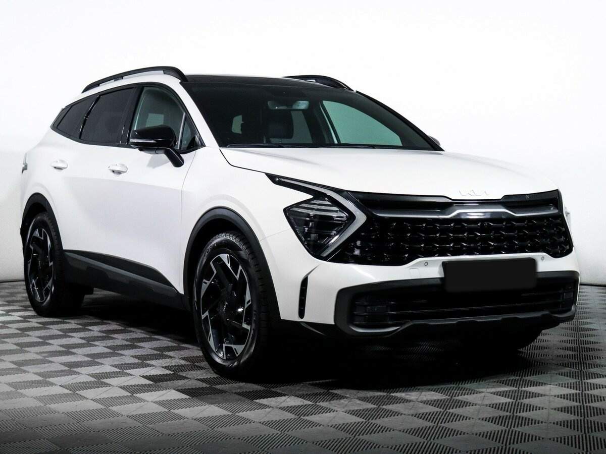 Б/У Киа Спортейдж 2022 года. Фото: #2