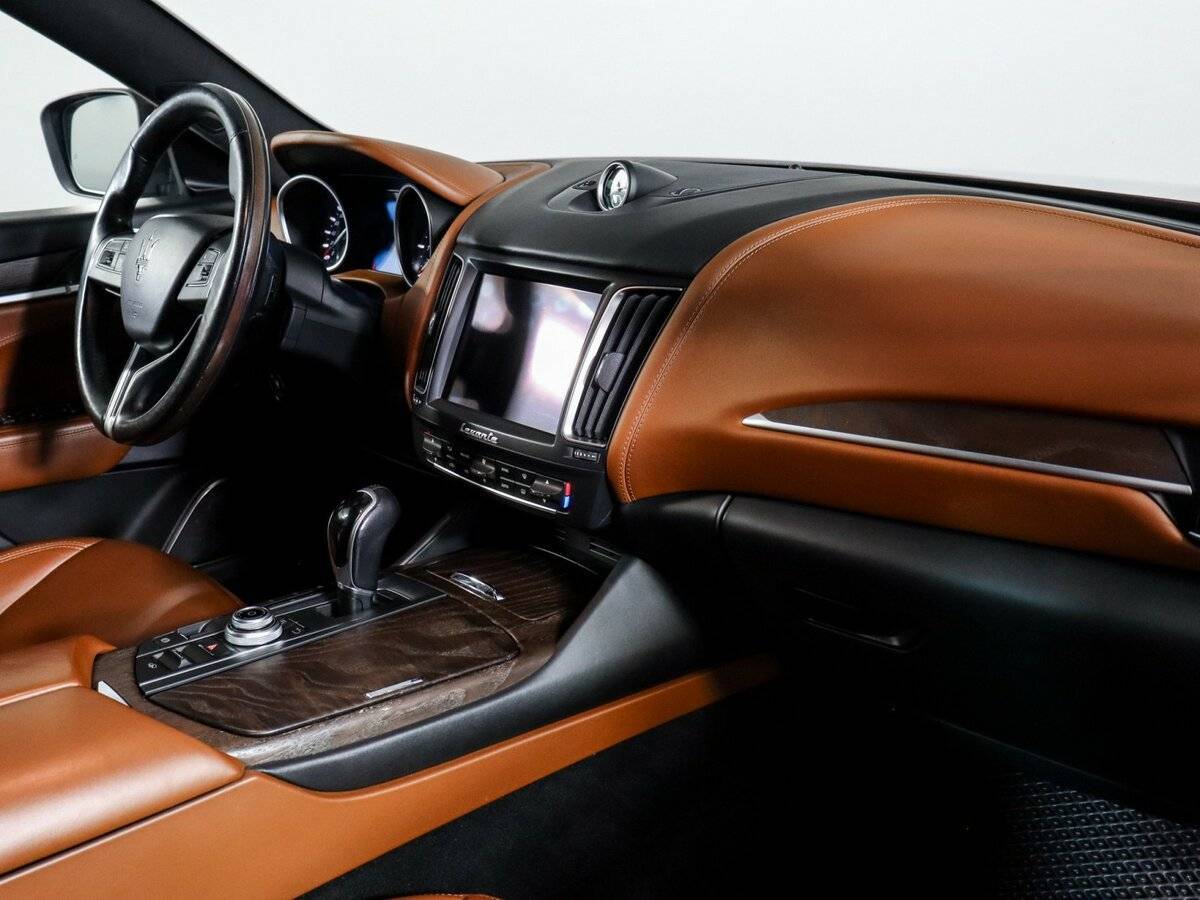 Б/У Мазератти Леванте 2016 года. Фото: #5