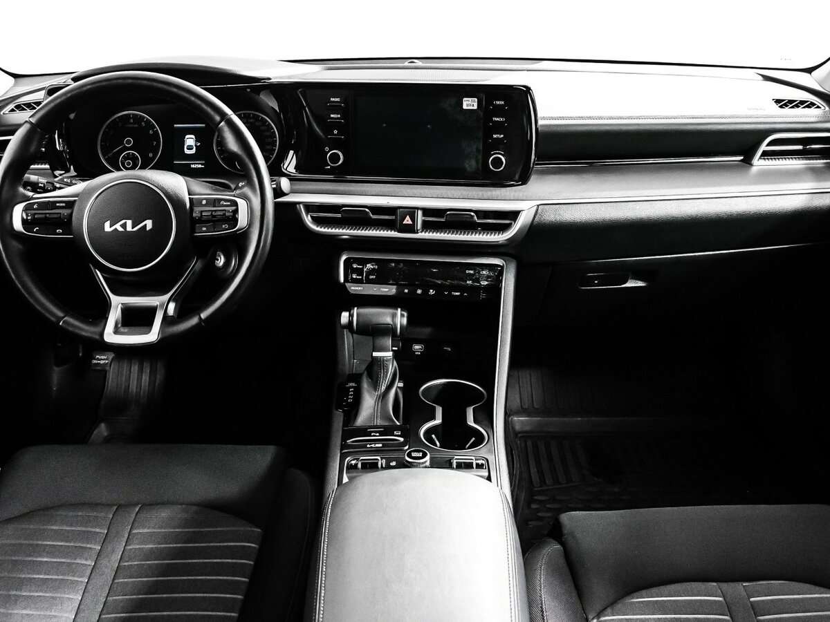 Б/У Киа К5 2023 года. Фото: #10