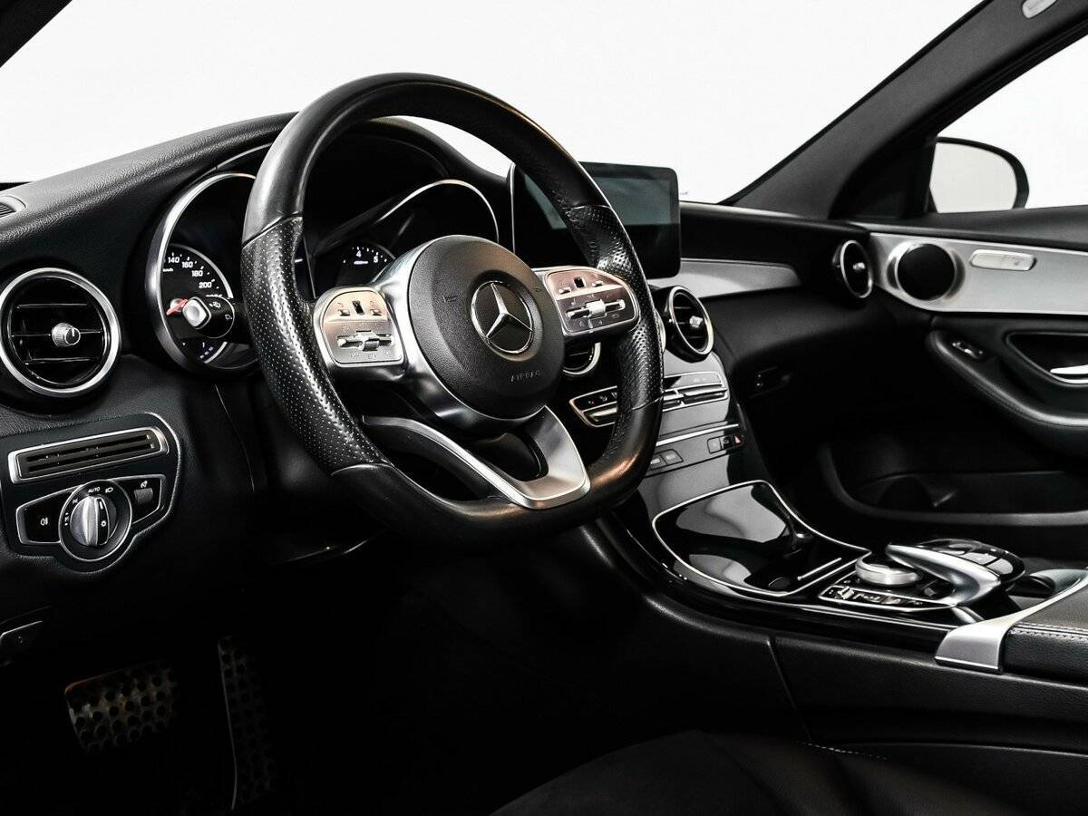 Б/У Мерседес-Бенц Ц-Класс 2019 года. Фото: #11