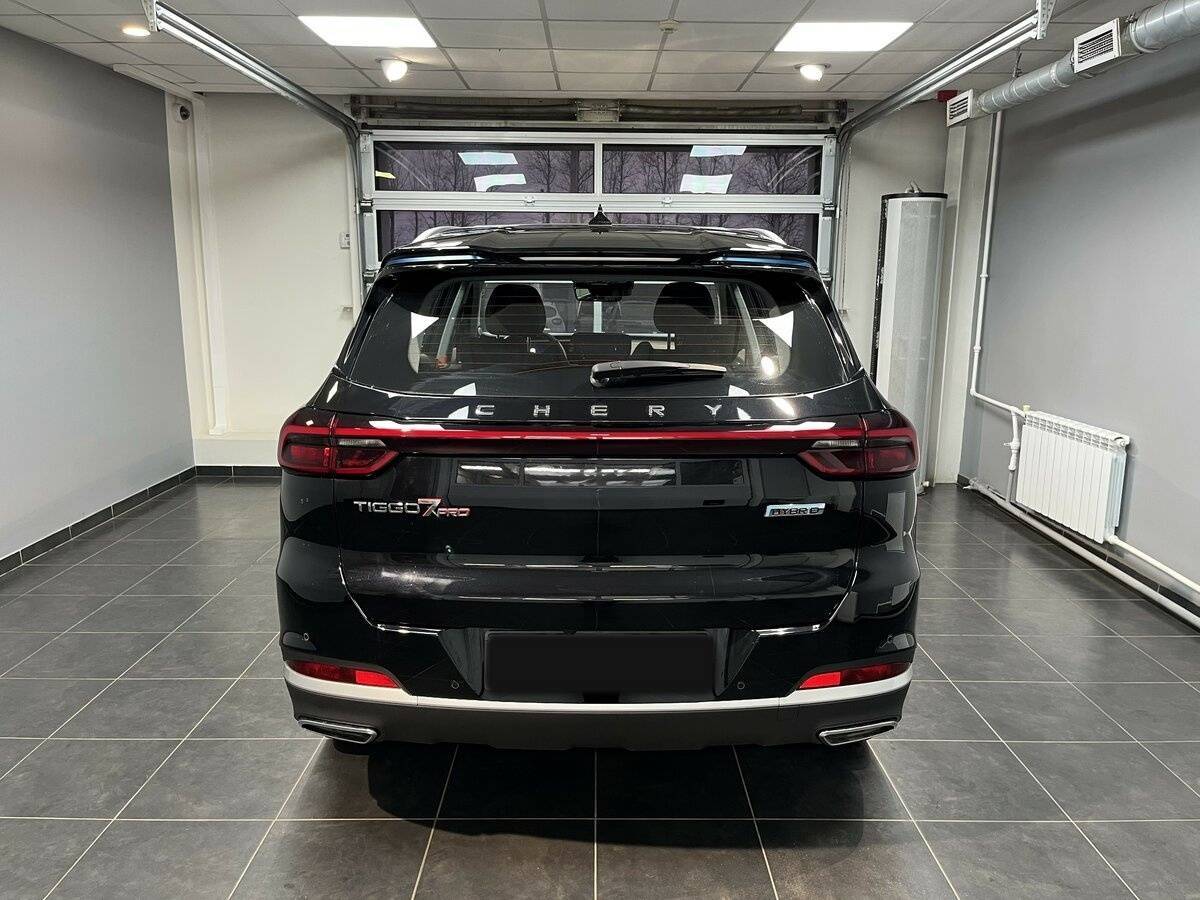 Б/У Чери Tiggo 7 Pro Plug-in Hybrid 2023 года. Фото: #2