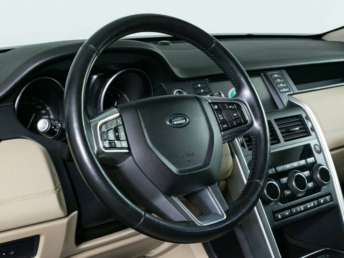 Б/У Лэнд Ровер Дискавери Спорт 2017 года. Фото: #11