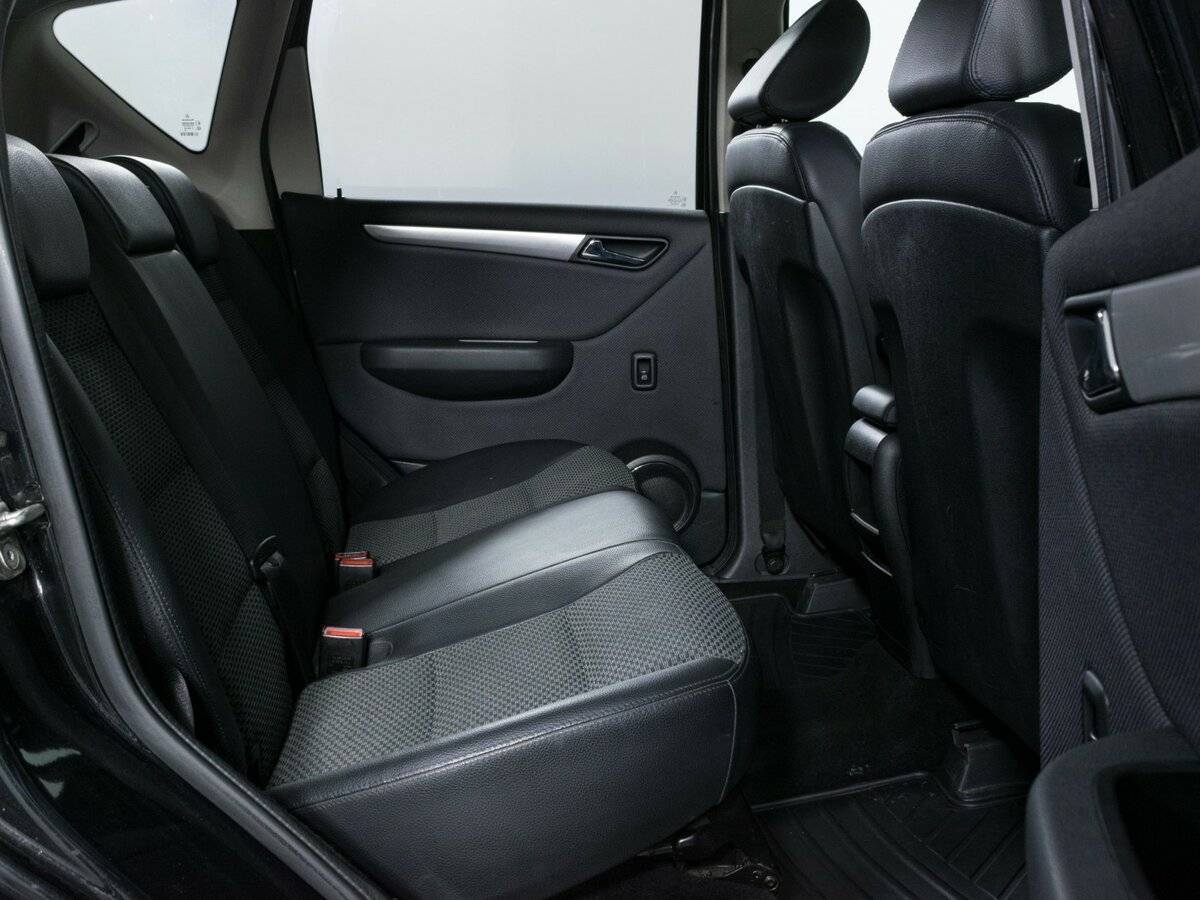 Б/У Мерседес-Бенц А-Класс 2008 года. Фото: #11