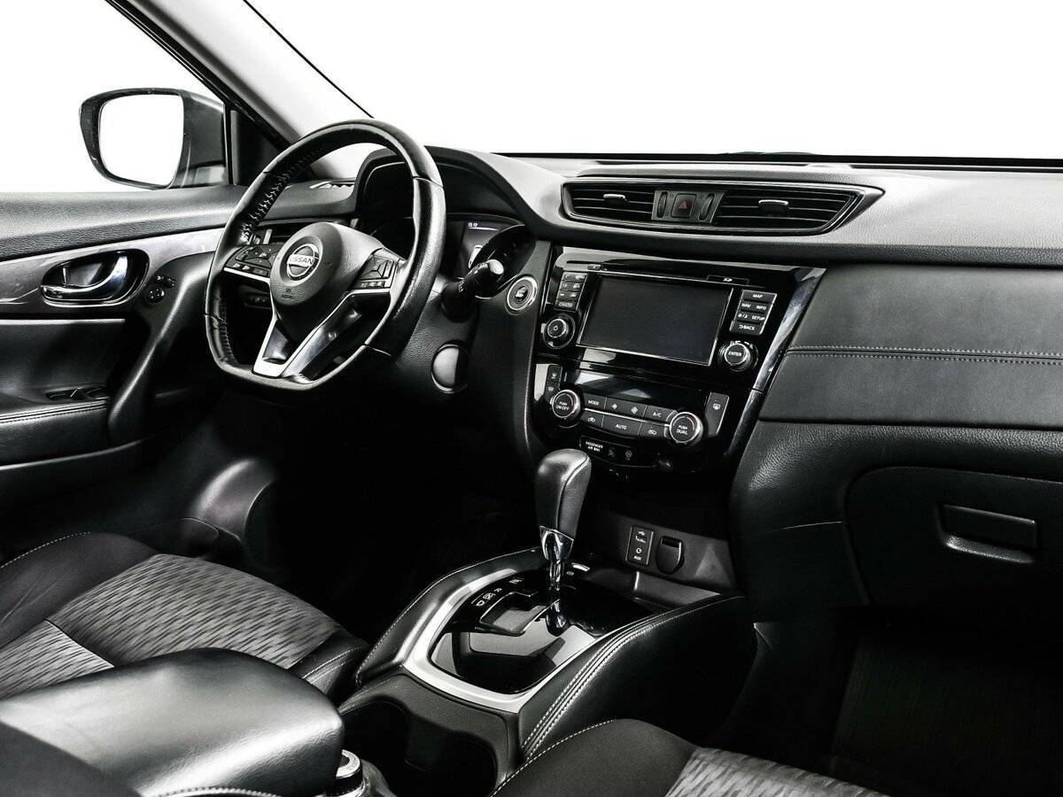 Б/У Ниссан Икс-Трейл 2019 года. Фото: #8