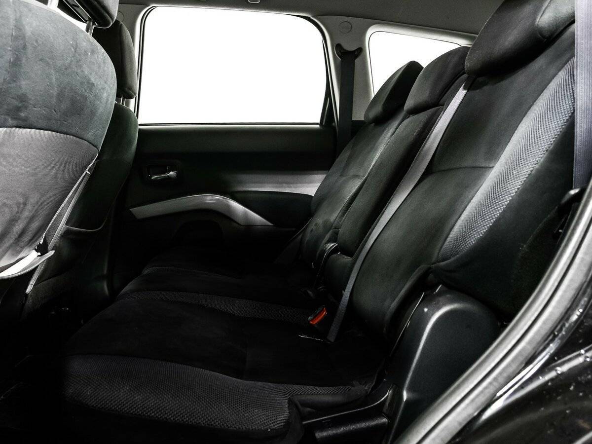 Б/У Митсубиши Оутлэндер 2008 года. Фото: #11