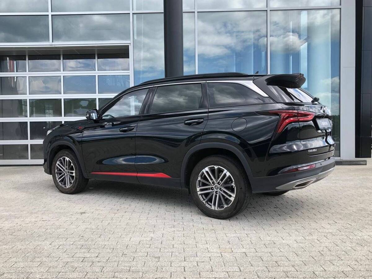 Б/У Чанган CS75 Plus 2023 года. Фото: #4