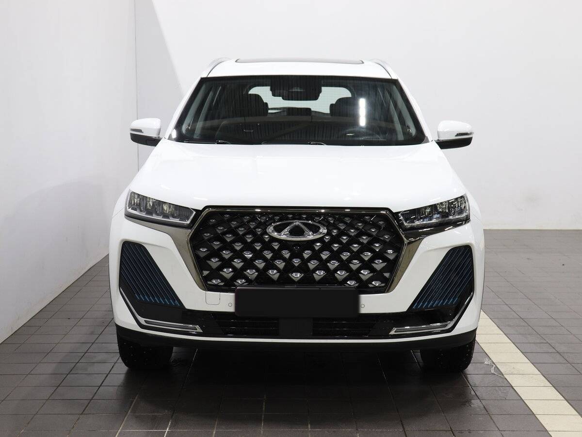 Б/У Чери Tiggo 7 Pro Plug-in Hybrid 2024 года. Фото: #1