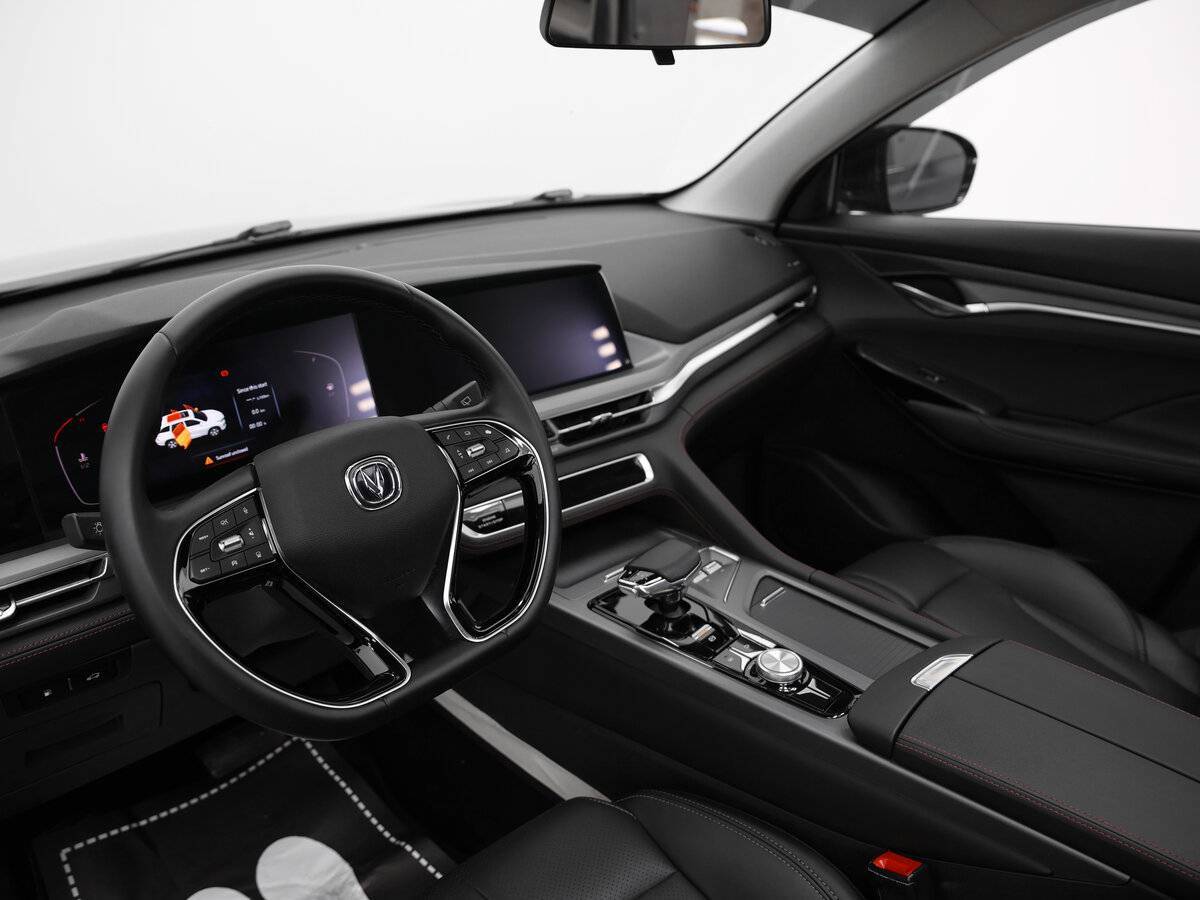 Б/У Чанган CS75 Plus 2023 года. Фото: #7