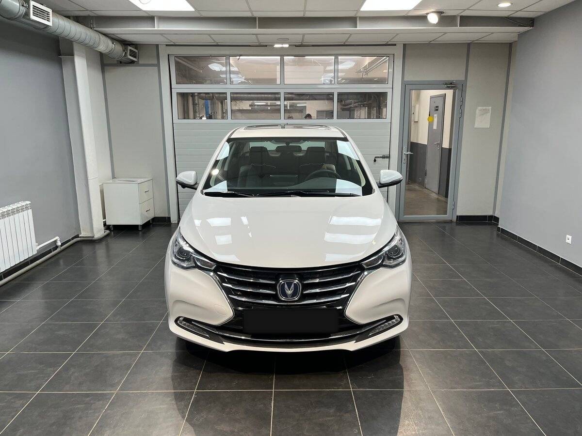 Б/У Чанган Алсвин 2023 года. Фото: #1