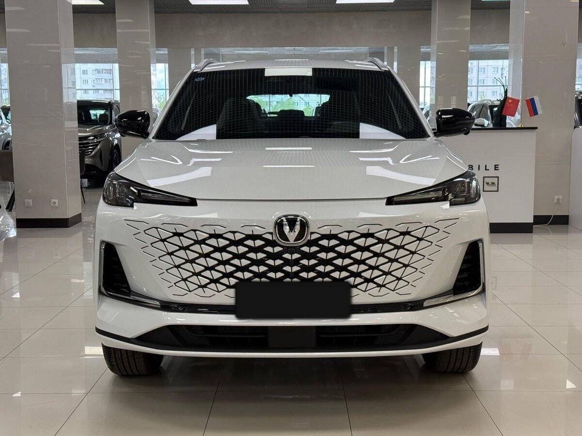 Б/У Чанган CS55 Plus 2024 года. Фото: #1