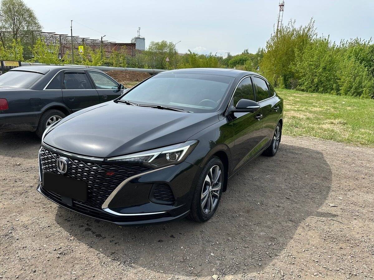 Б/У Чанган Еадо Плюс 2023 года. Фото: #2