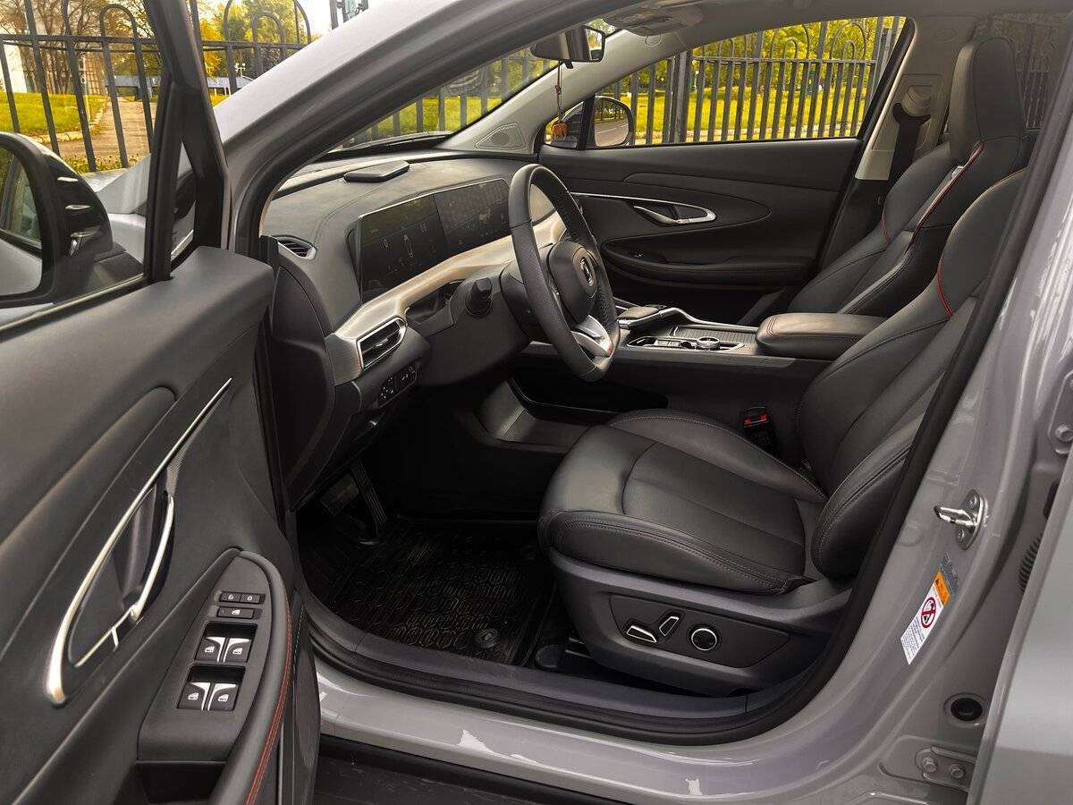 Б/У Чанган УНИ-Т 2023 года. Фото: #5