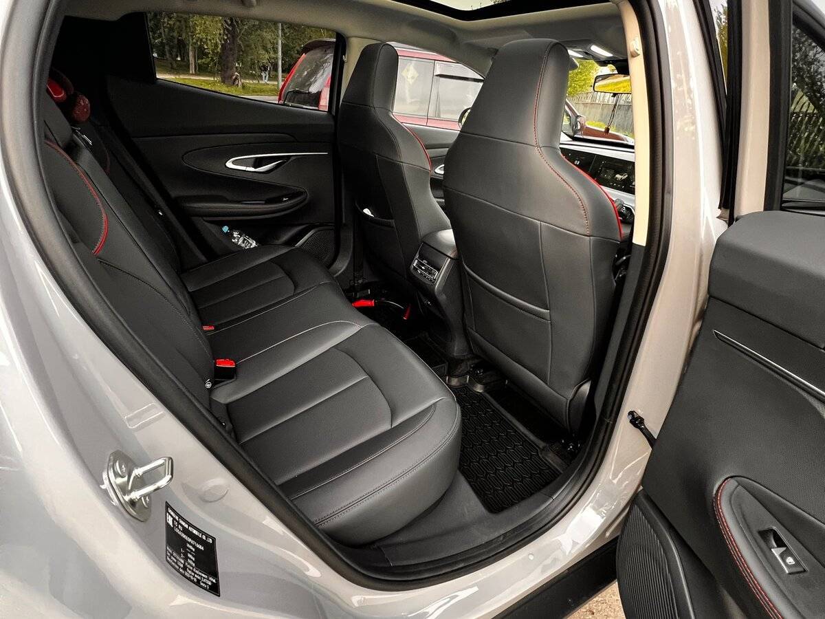 Б/У Чанган УНИ-Т 2023 года. Фото: #12