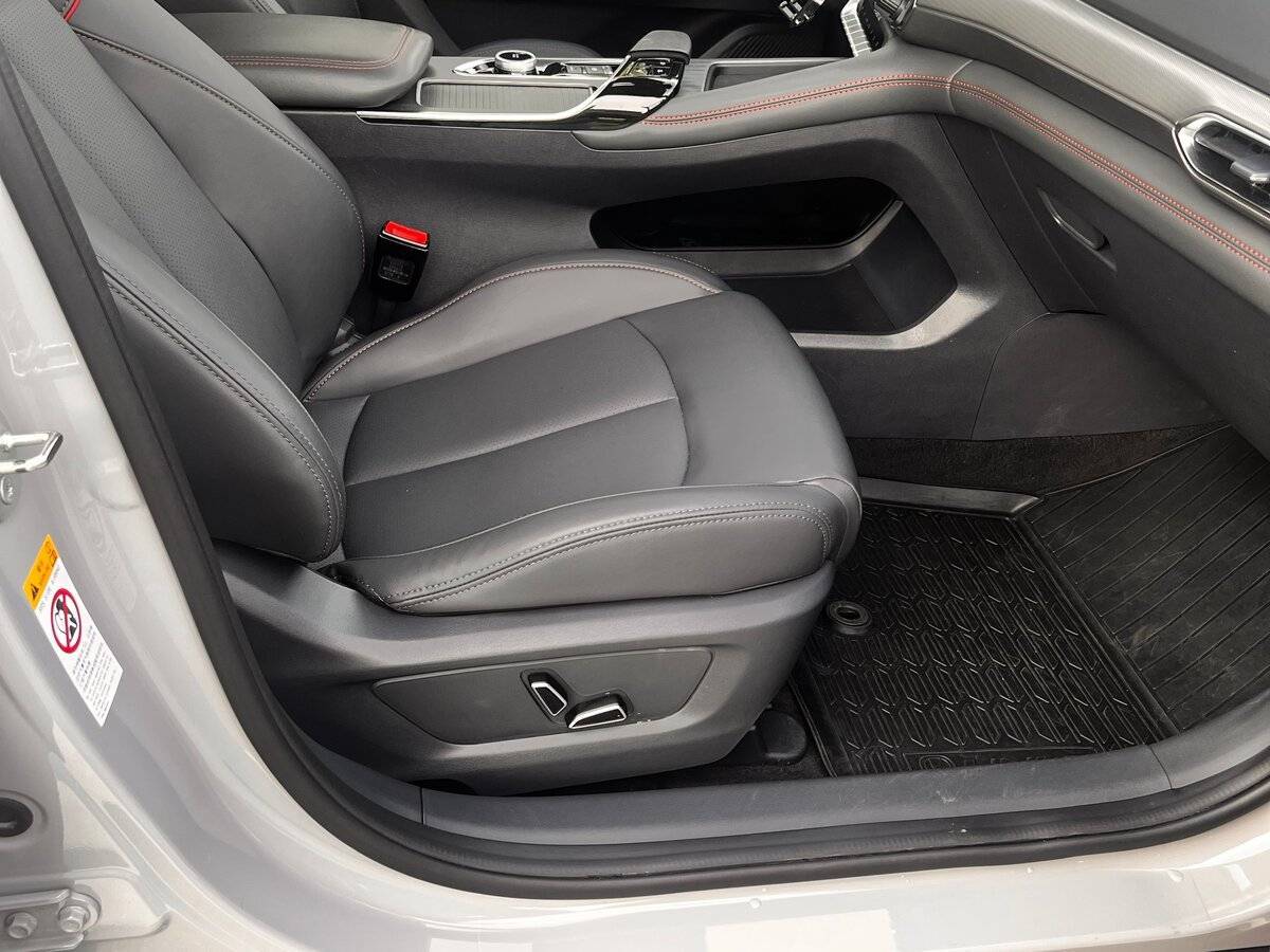 Б/У Чанган УНИ-Т 2023 года. Фото: #13