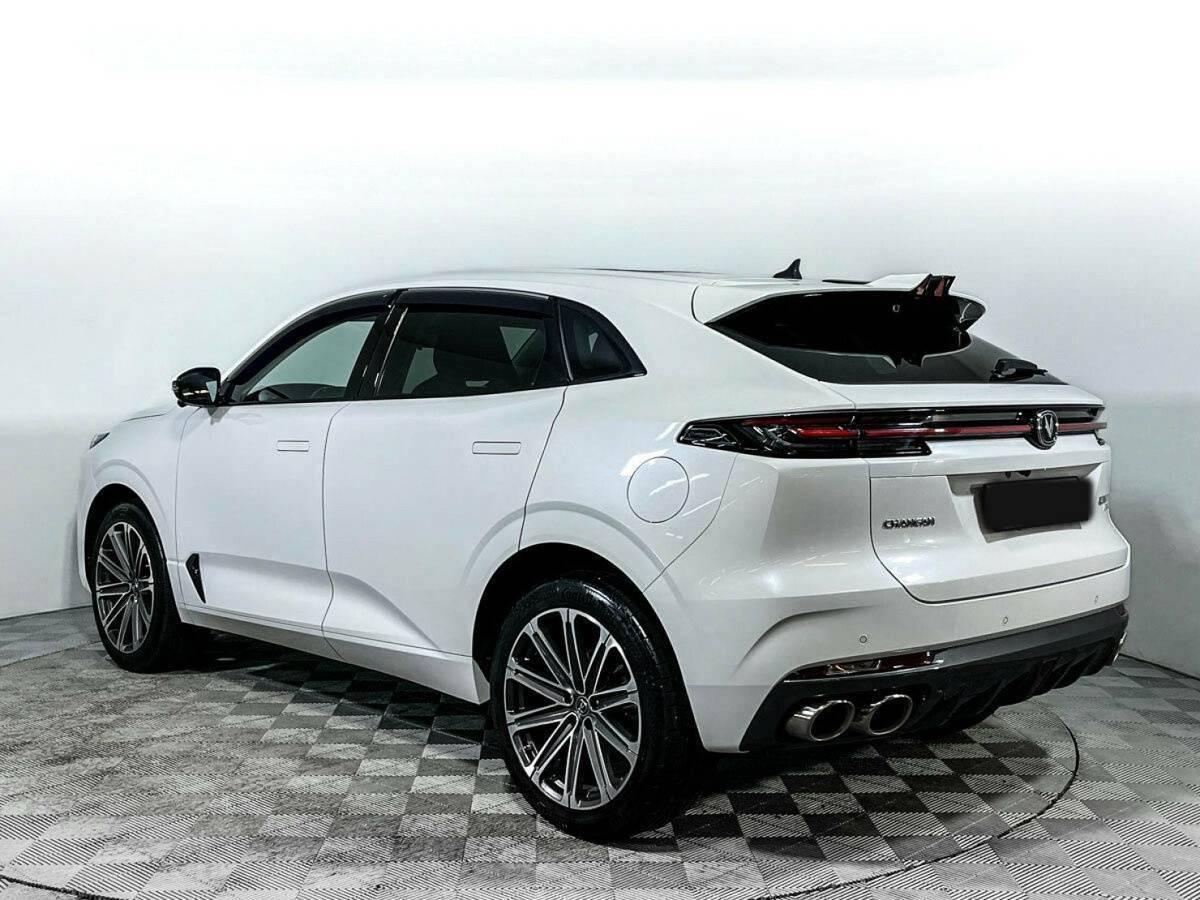 Б/У Чанган УНИ-К 2023 года. Фото: #5