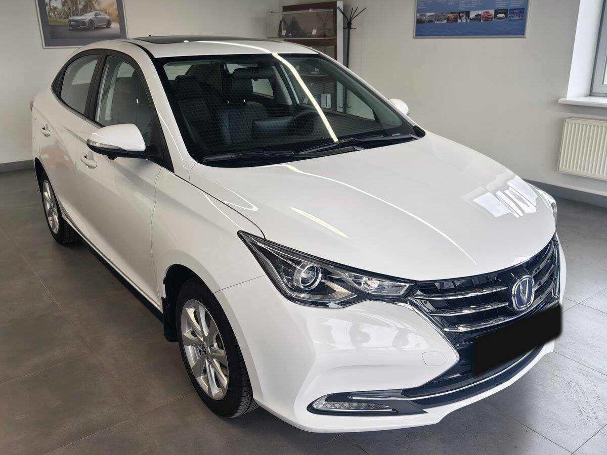 Б/У Чанган Алсвин 2024 года. Фото: #2