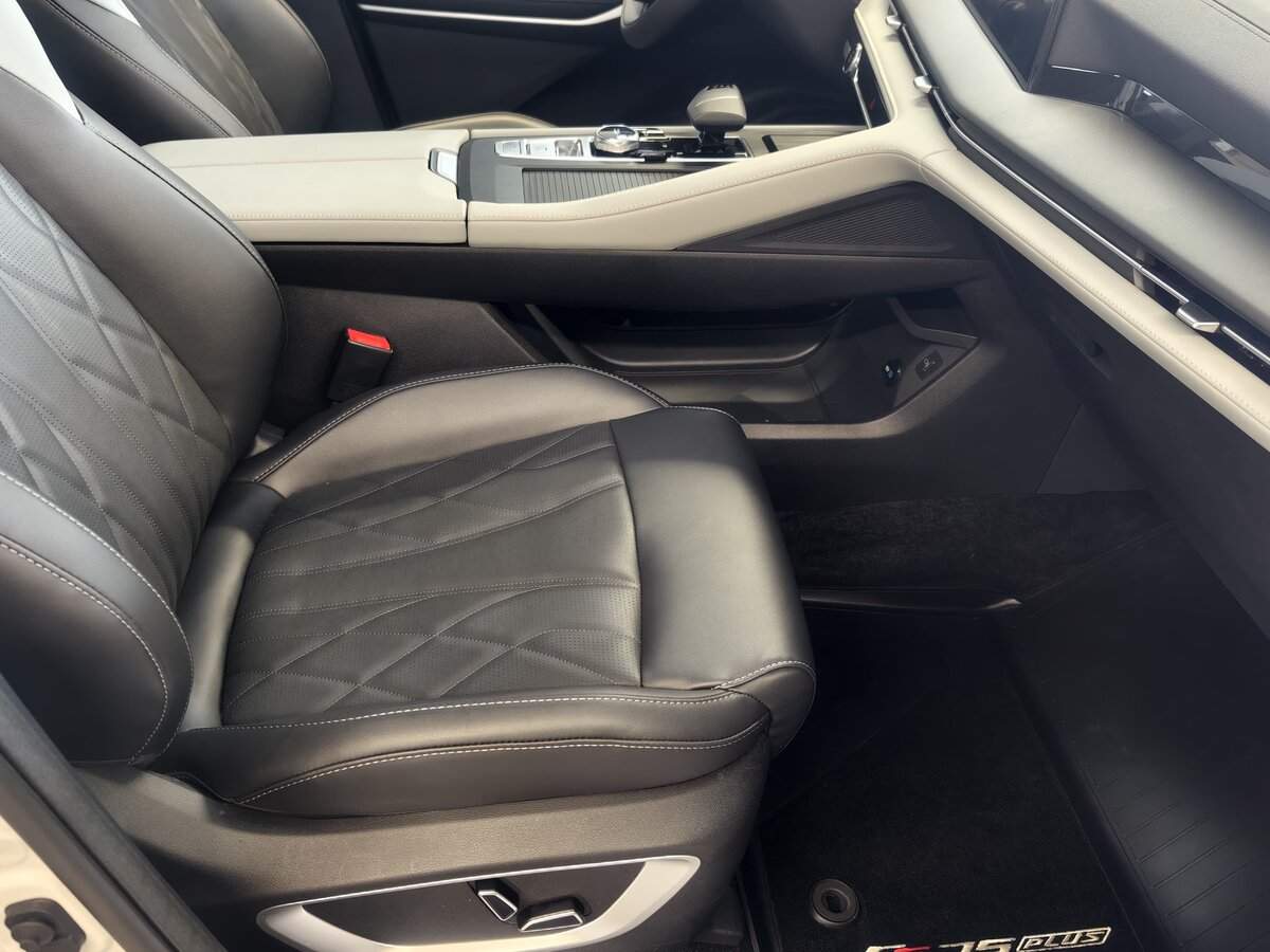 Б/У Чанган CS75 Plus 2024 года. Фото: #8